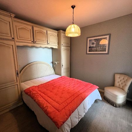 Appartement T2 Avec Balcon Et Vue Mer, 1Er Etage, Ascenseur, Tv, Cuisine Equipee - Fr-1-197-466 Les Sables-dʼOlonne Eksteriør billede